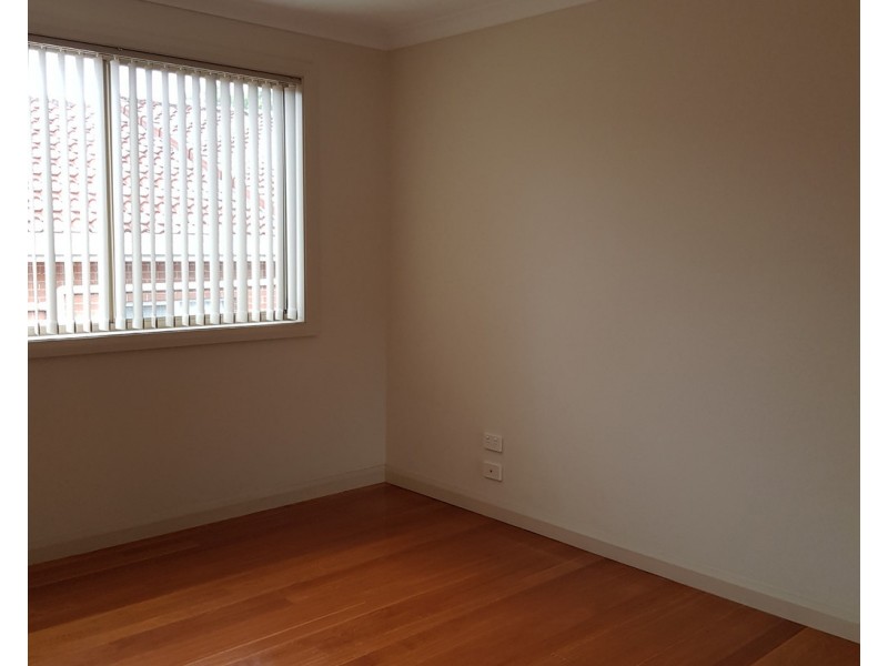 1/39 Heaslip Street, Coniston NSW 2500