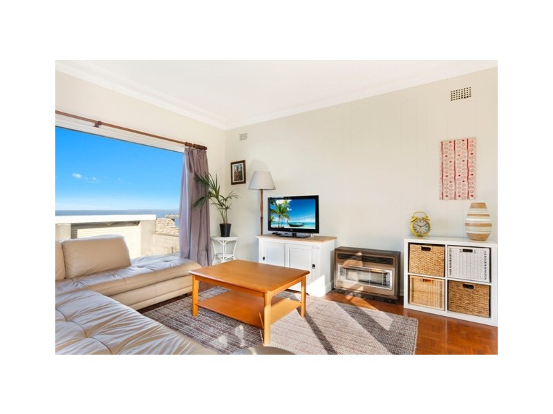44 Dovers Drive, Port Kembla NSW 2505