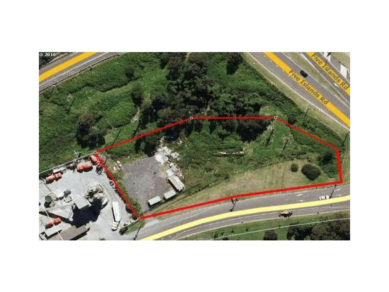 2 Glastonbury Ave, Unanderra NSW 2526