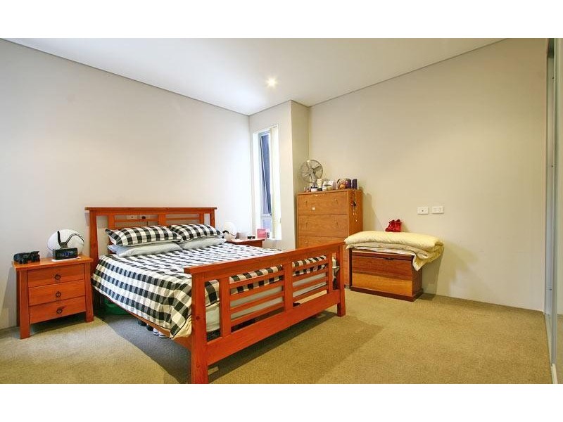 2/12 Loftus Street, Wollongong NSW 2500