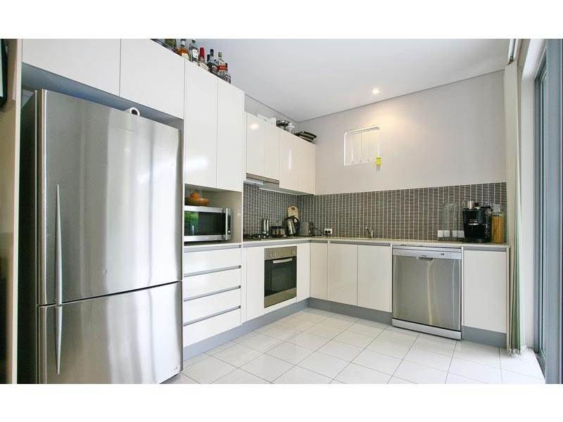 2/12 Loftus Street, Wollongong NSW 2500