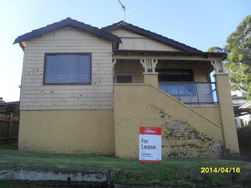 24 STAFF STREET, Wollongong NSW 2500
