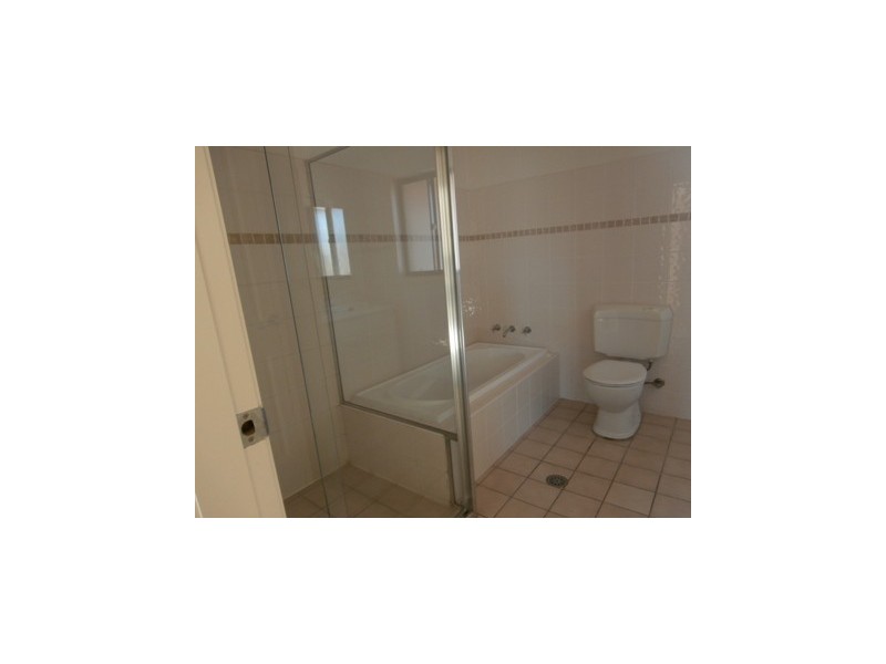 1/14 NORTHCOTE STREET, Wollongong NSW 2500