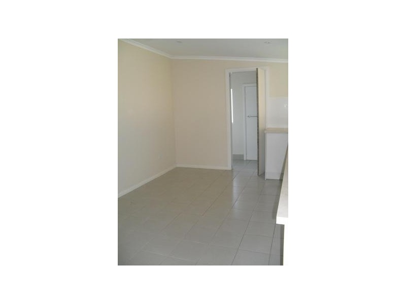 3a/18 BRIDGE STREET, Coniston NSW 2500