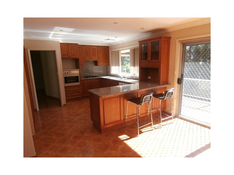 30 STANBROOK AVENUE, Mount Ousley NSW 2519