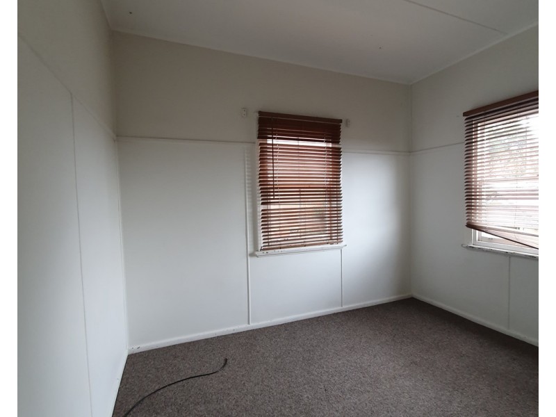 56 BRIDGE STREET, Coniston NSW 2500