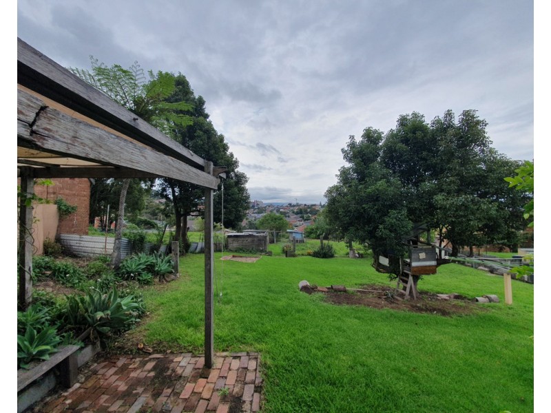 56 BRIDGE STREET, Coniston NSW 2500