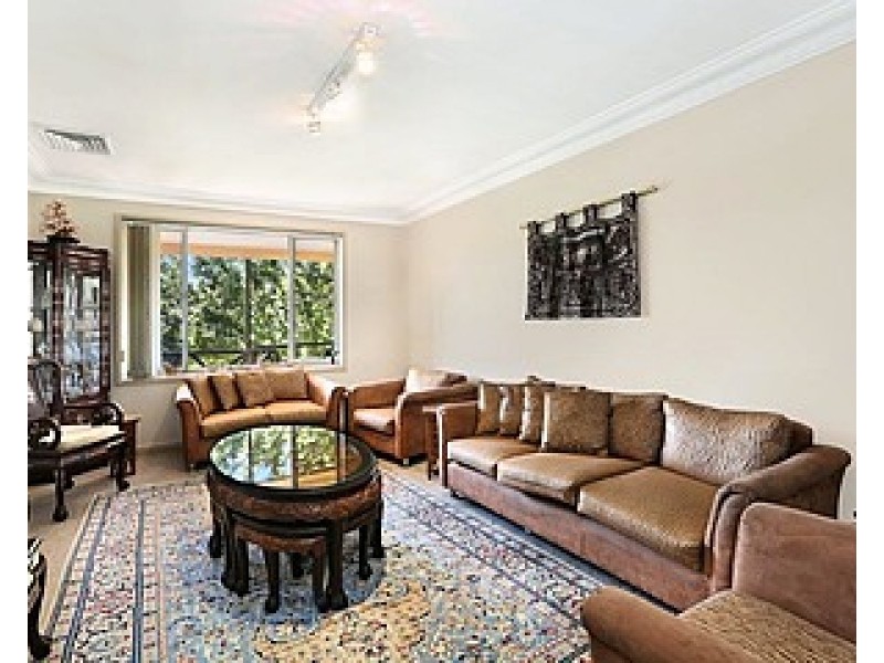 49 Branch Avenue, Figtree NSW 2525