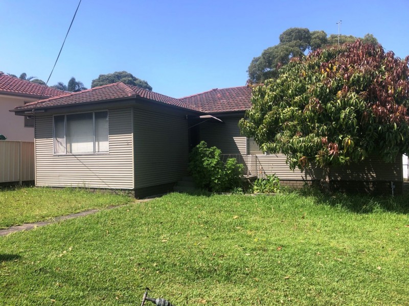 2 Hunter Street, Barrack Heights NSW 2528