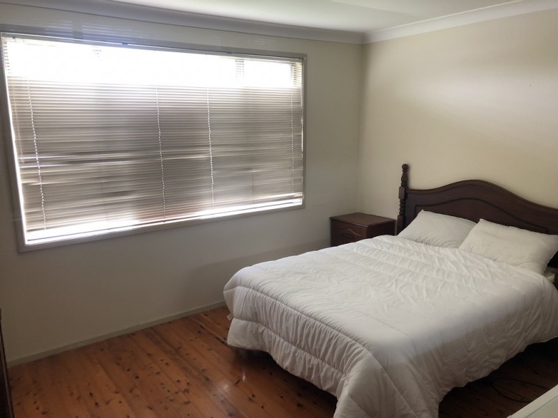 2 Hunter Street, Barrack Heights NSW 2528