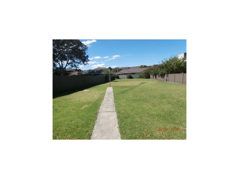 14 Heaslip Street, Coniston NSW 2500