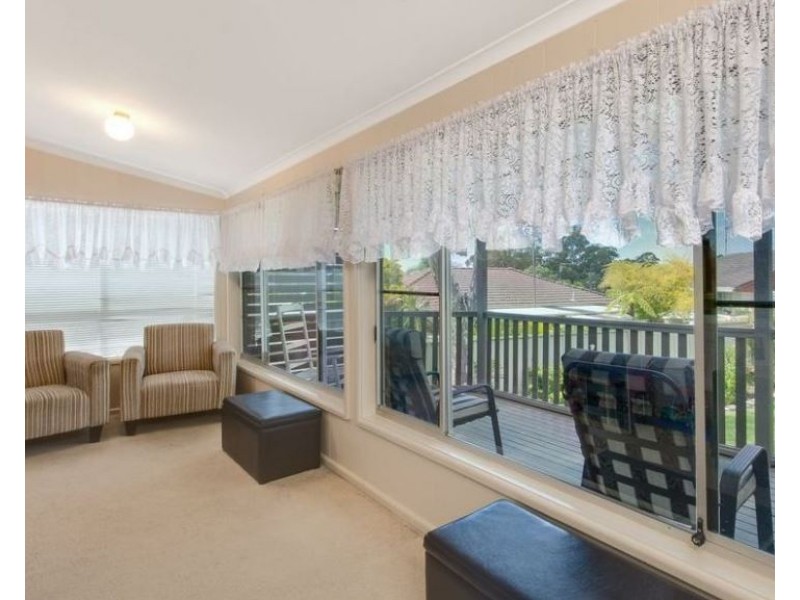 18 Loch Carron Avenue, Farmborough Heights NSW 2526