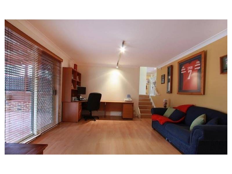 5 Riveroak Road, Farmborough Heights NSW 2526