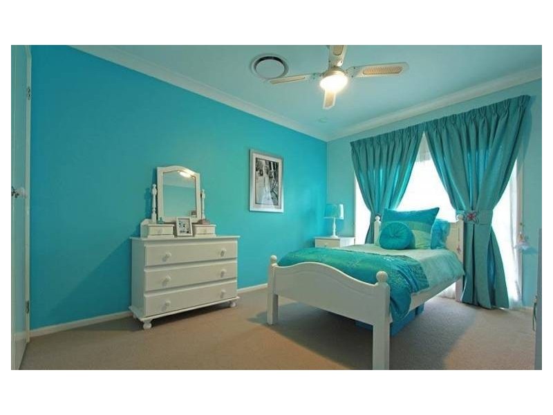 5 Riveroak Road, Farmborough Heights NSW 2526