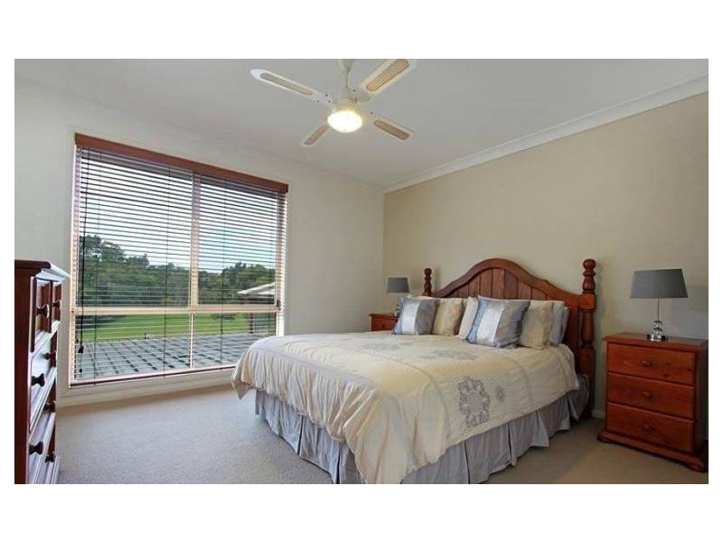 5 Riveroak Road, Farmborough Heights NSW 2526