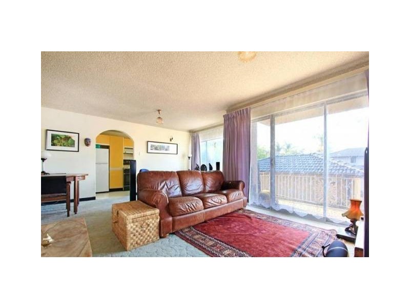 3/8 Myrtle Street, Coniston NSW 2500