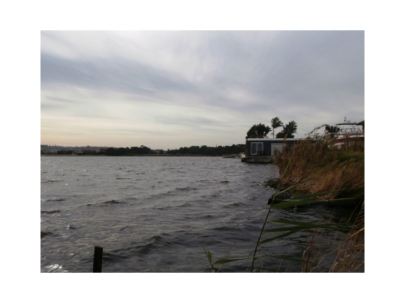 54 Lakeview Parade, Primbee NSW 2502