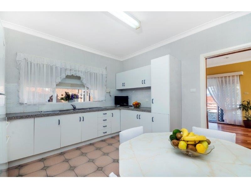 Farmborough Heights NSW 2526