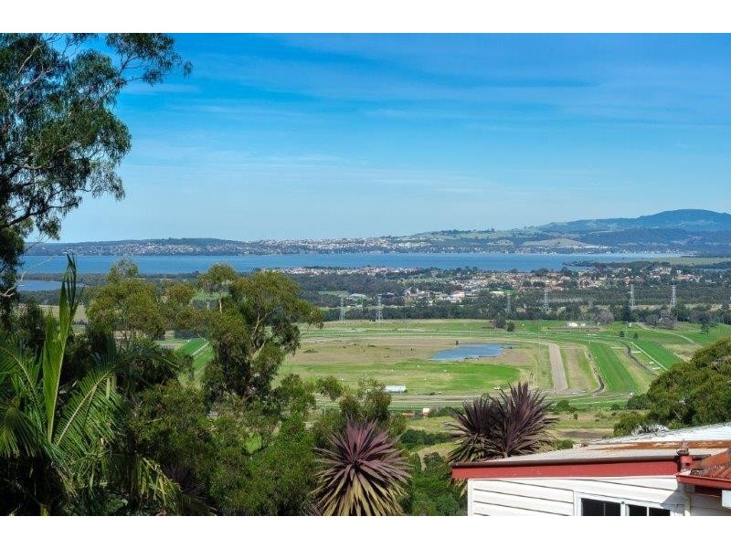 Farmborough Heights NSW 2526