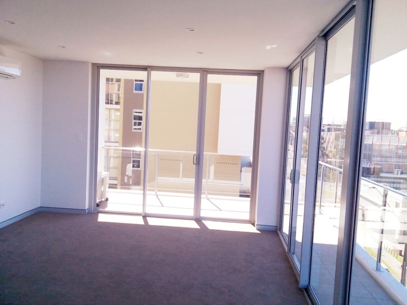 131/30 GLADSTONE AVE, Wollongong NSW 2500