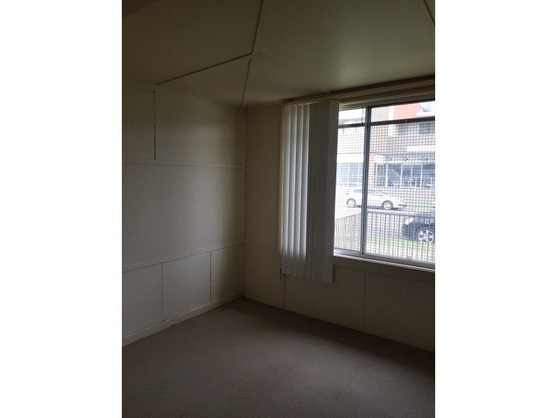 4 OSBORNE STREET, Wollongong NSW 2500