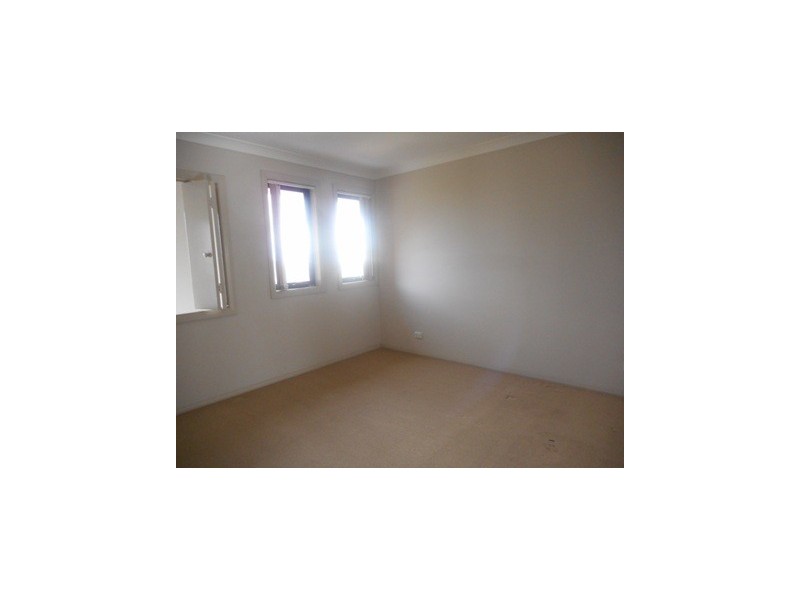 6/17-19 ROBERTSON ST, Coniston NSW 2500