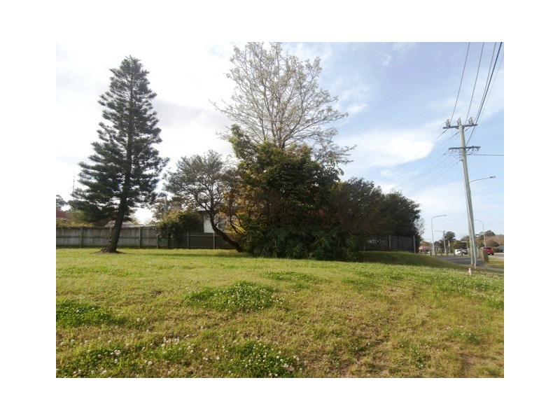 74 Princes Highway, Figtree NSW 2525