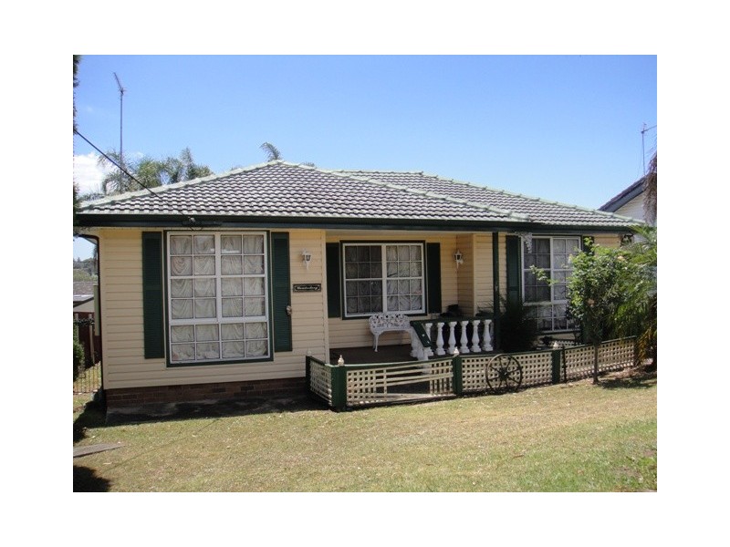 10 Byamee Street, Koonawarra NSW 2530