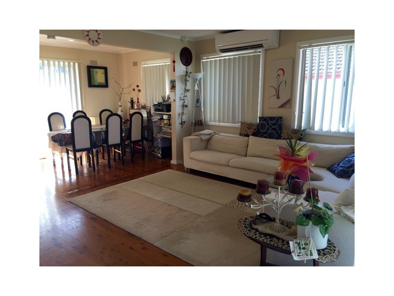 30a King Street, Lake Illawarra NSW 2528