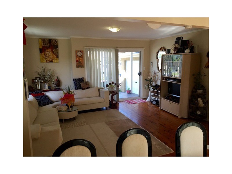 30a King Street, Lake Illawarra NSW 2528