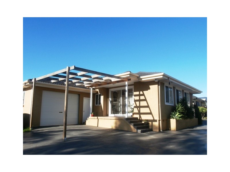 30a King Street, Lake Illawarra NSW 2528