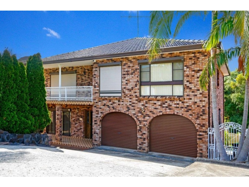 4 STAFF ROAD, Cordeaux Heights NSW 2526