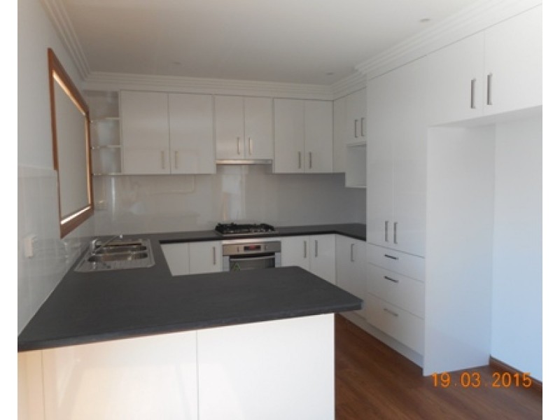 5A RAWLINSON AVE, Wollongong NSW 2500