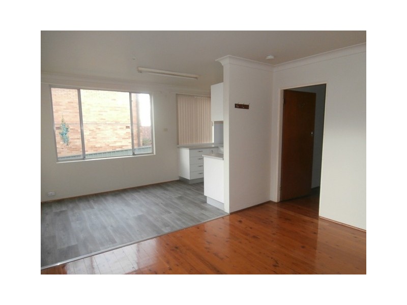 1/44 Bridge Street, Coniston NSW 2500