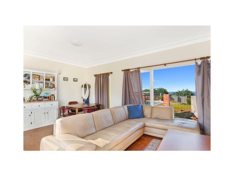 44 Dovers Drive, Port Kembla NSW 2505