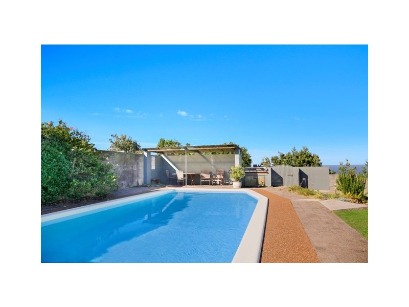 44 Dovers Drive, Port Kembla NSW 2505