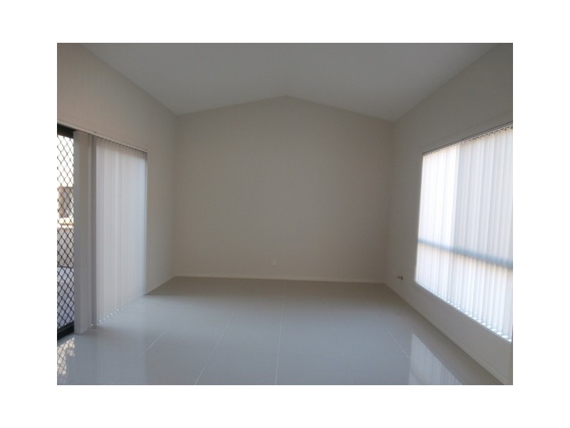 31 OLIVER PLACE, Berkeley NSW 2506
