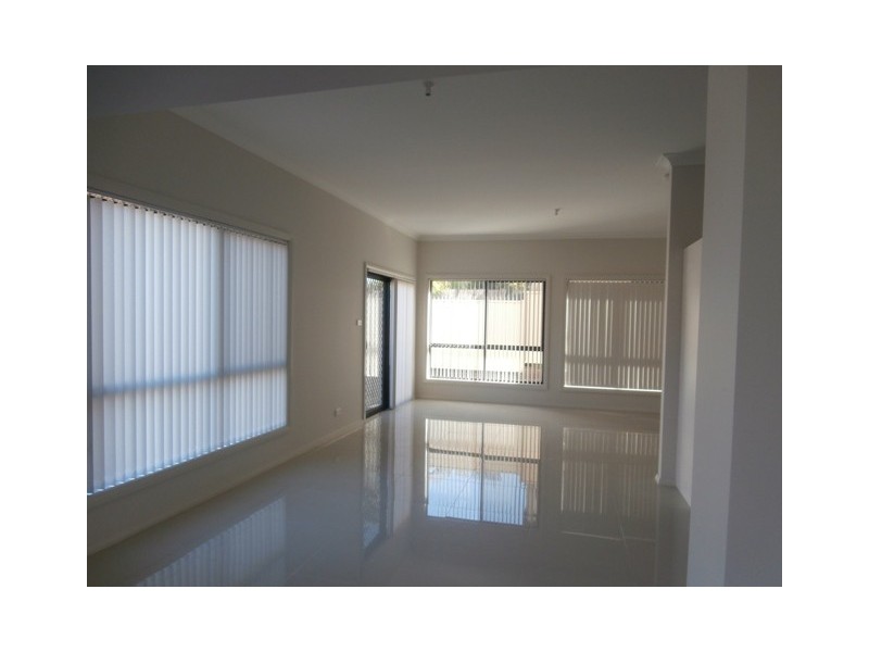 31 OLIVER PLACE, Berkeley NSW 2506