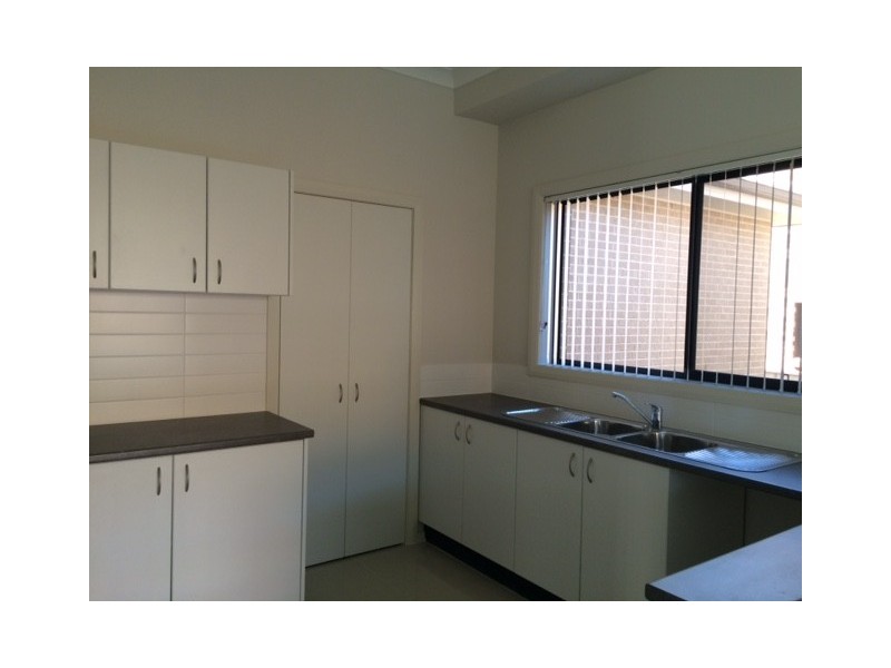 31 OLIVER PLACE, Berkeley NSW 2506