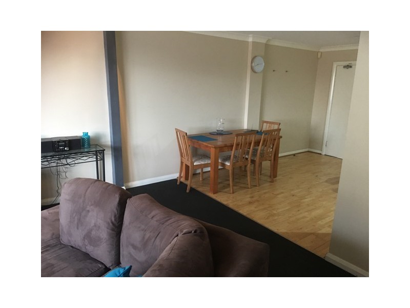 2/290 CROWN STREET, Wollongong NSW 2500