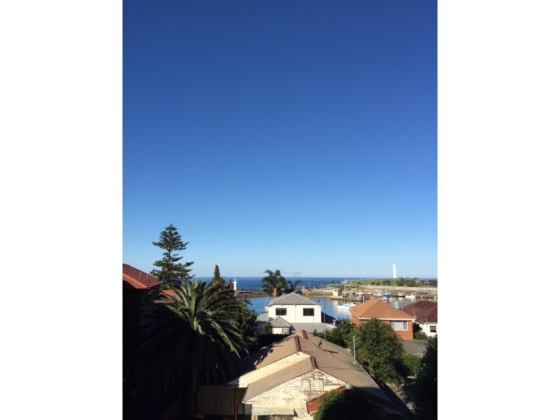 8/2 WILSON STREET, Wollongong NSW 2500