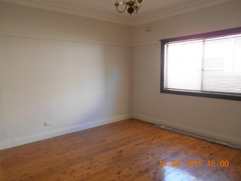 31 FITZGERALD ST, Cringila NSW 2502