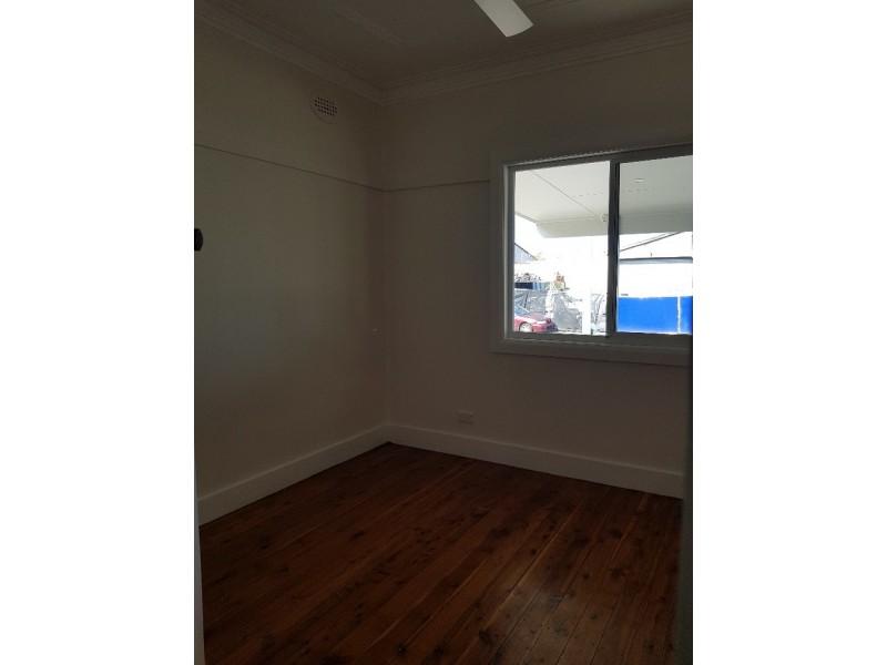 2 Ruddock Street, Corrimal NSW 2518