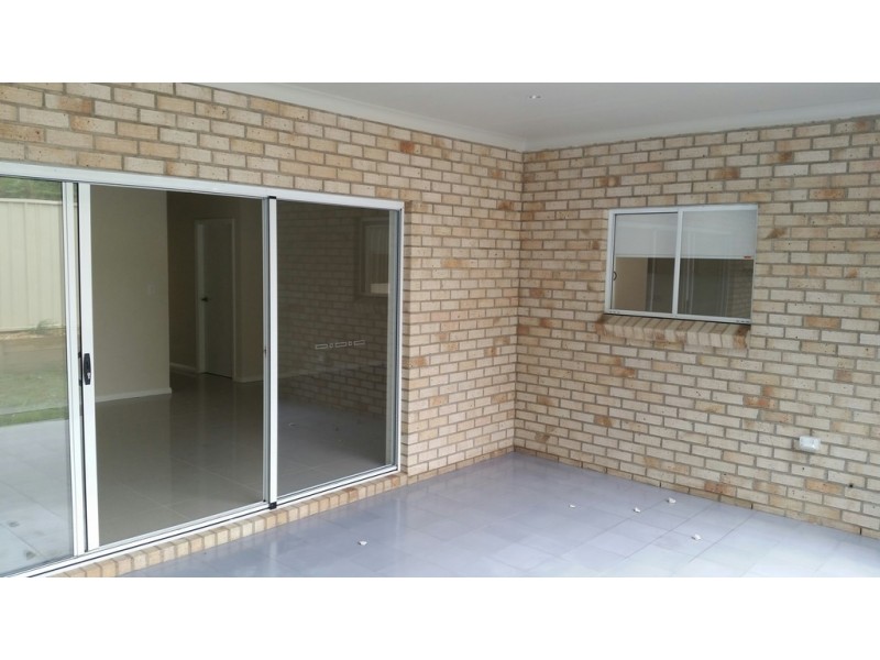 58A Albert Street, Unanderra NSW 2526