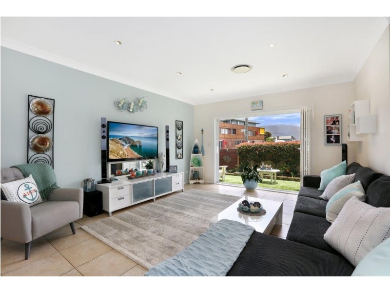 7D Point Street, Bulli NSW 2516