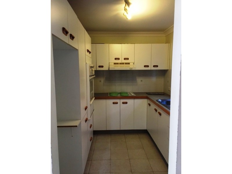 3/50 ROSEMONT STREET, Wollongong NSW 2500