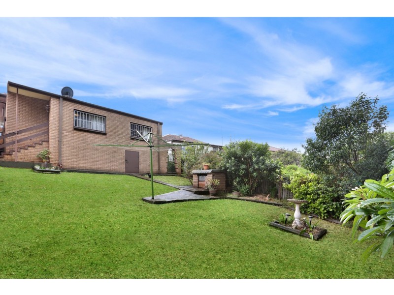 133 Flagstaff Road, Warrawong NSW 2502