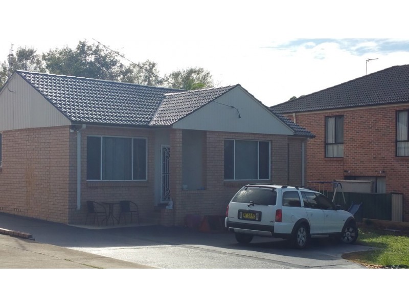 58 Albert Street, Unanderra NSW 2526