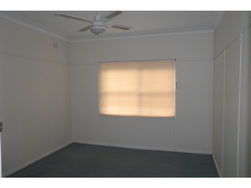 31 COTTERILL AVENUE, Woonona NSW 2517