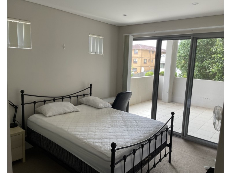 6/12 Loftus Street, Wollongong NSW 2500